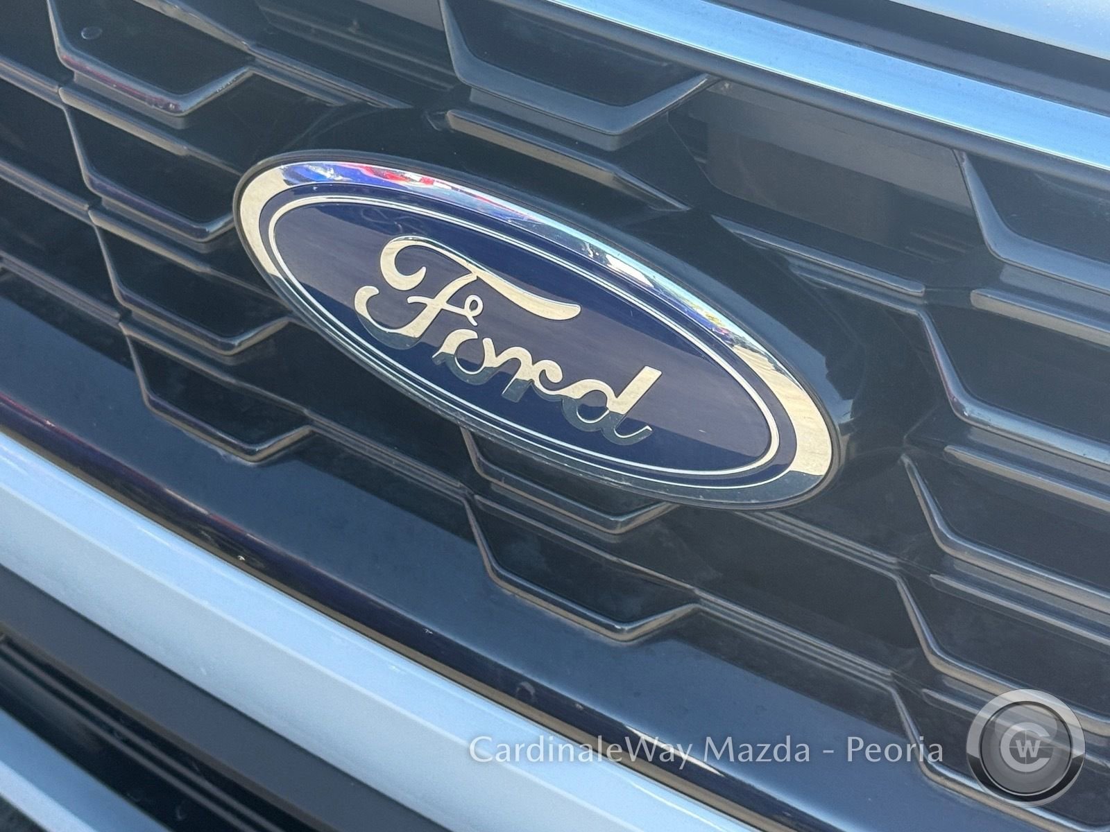 Used 2025 Ford Escape ST-Line Select AWD/4WD image 34