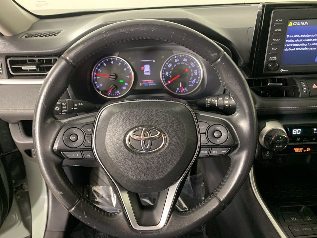 Used 2020 Toyota RAV4 XLE Premium FWD image 20