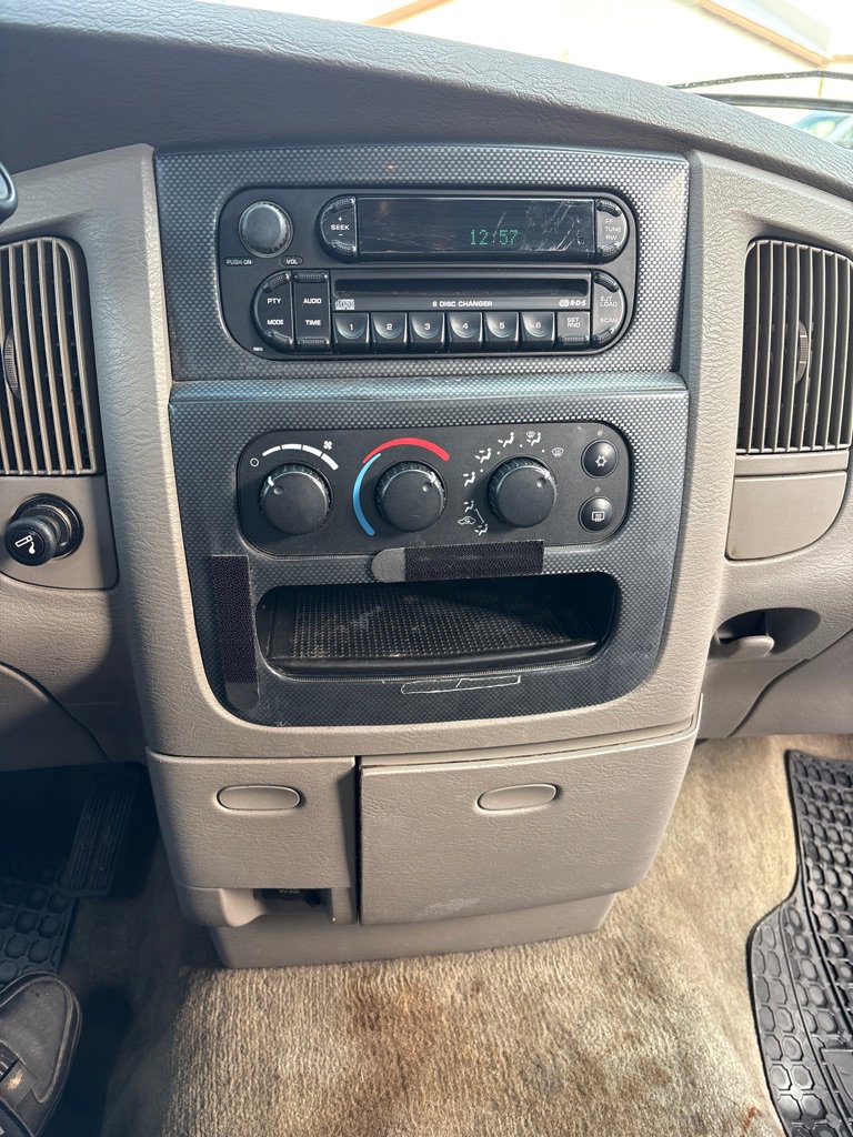 Used 2005 Dodge Ram 1500 Truck SLT image 14