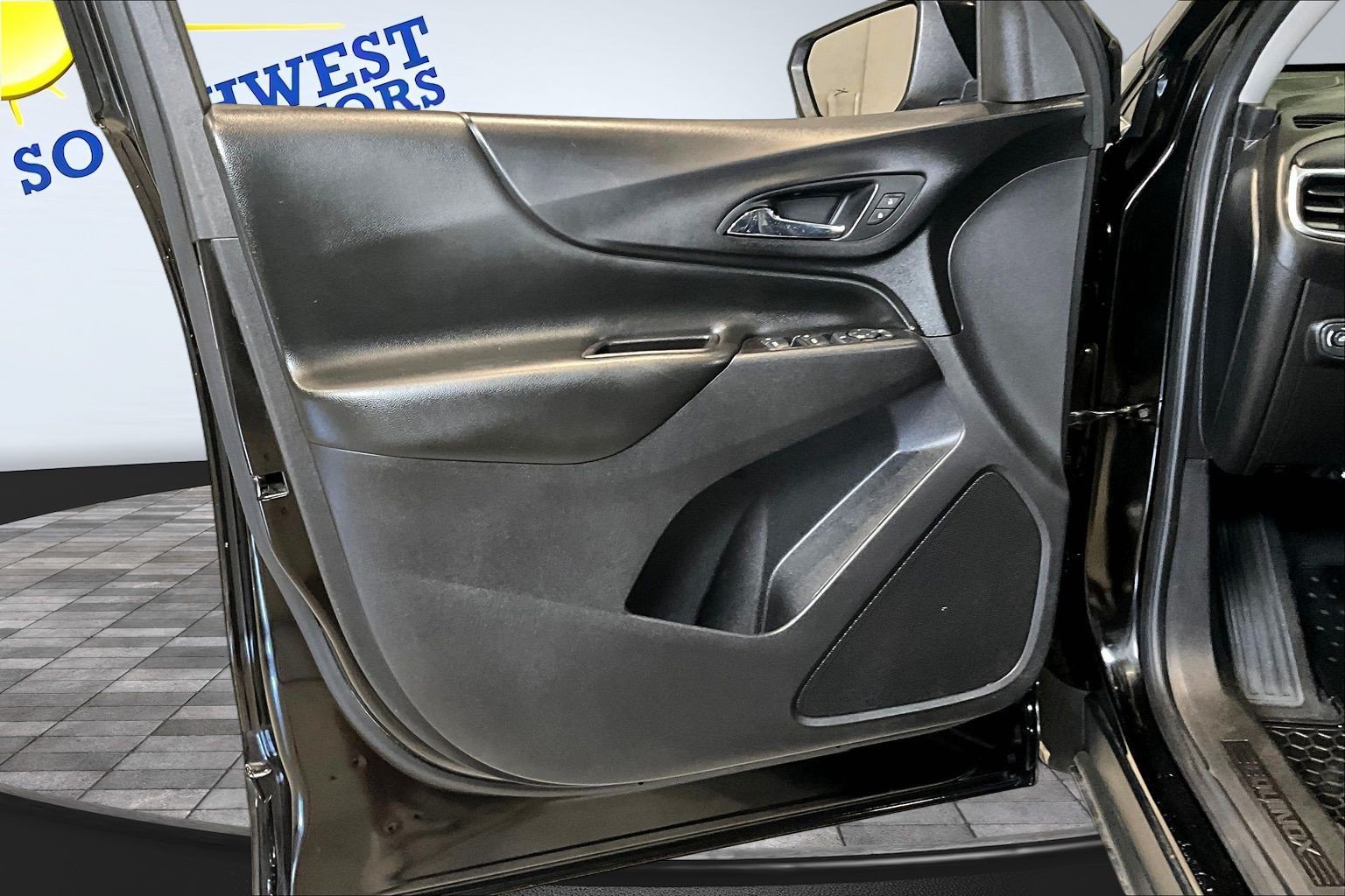 Used 2020 Chevrolet Equinox LT AWD/4WD image 20