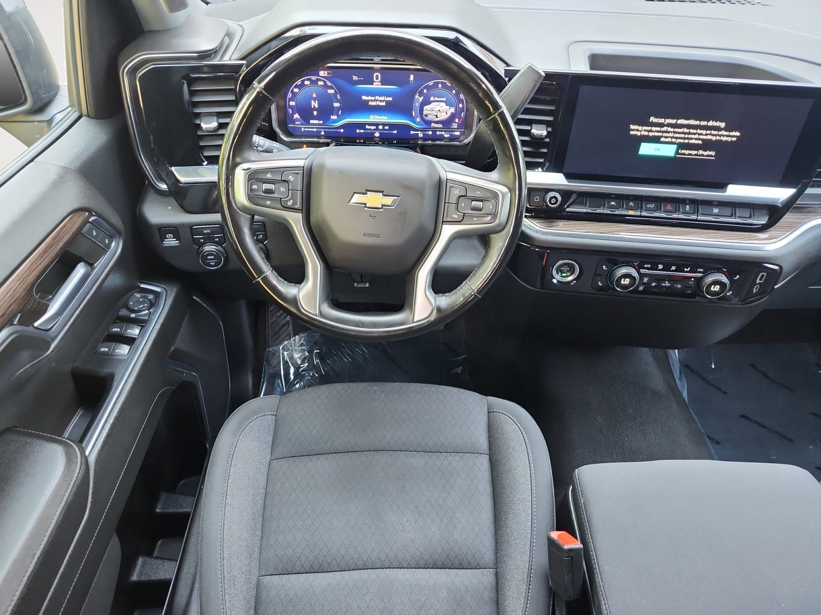 Used 2024 Chevrolet Silverado 1500 LT AWD/4WD image 10