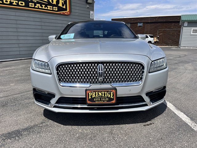 Used 2018 Lincoln Continental Reserve w/ Luxury Package AWD/4WD image 3