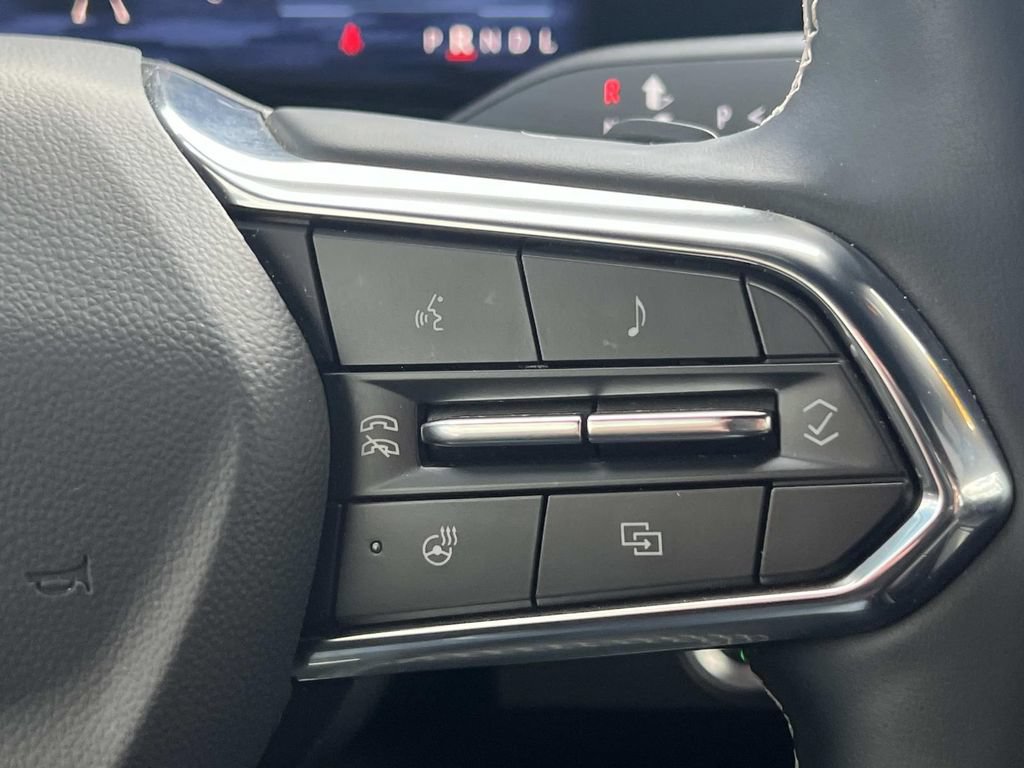 Used 2024 Chevrolet Traverse Z71 w/ LPO, Floor Liner Package AWD/4WD image 23
