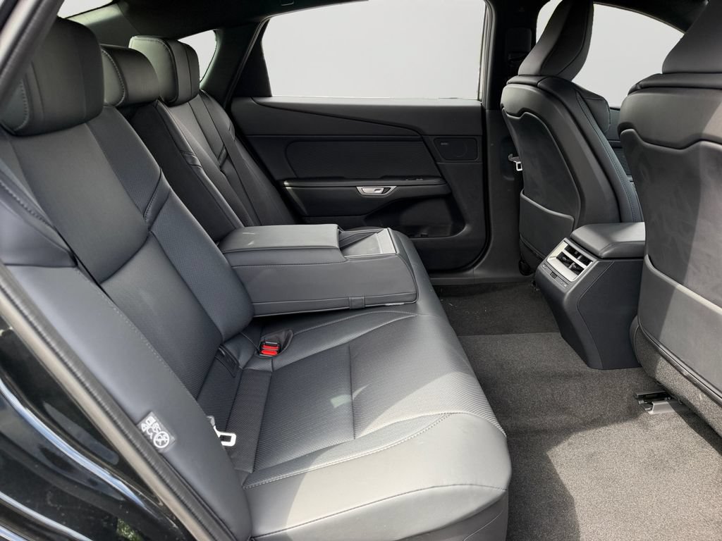 New 2026 Lexus ES 350h AWD w/ Cold Area Package image 6