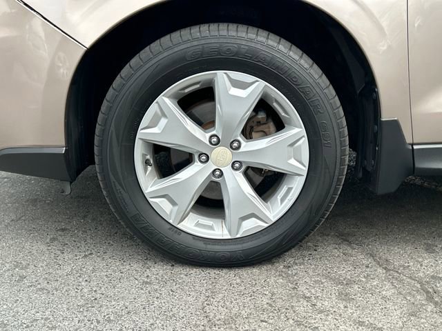Used 2015 Subaru Forester 2.5i w/ Alloy Wheel Package image 25