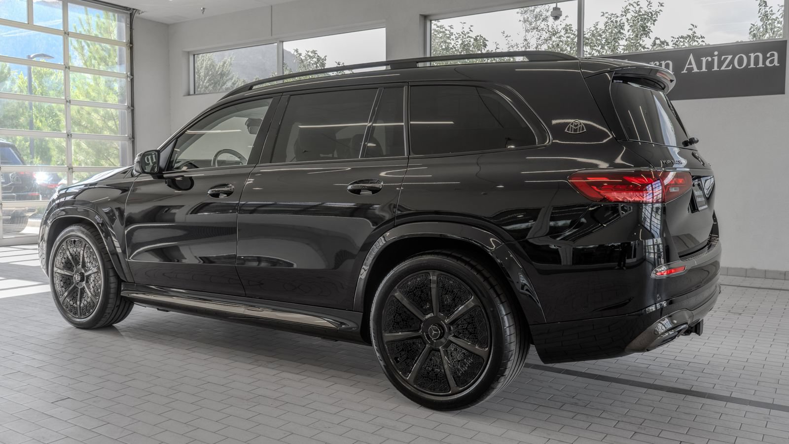 New 2026 Mercedes-Benz Maybach GLS 600 4MATIC image 13