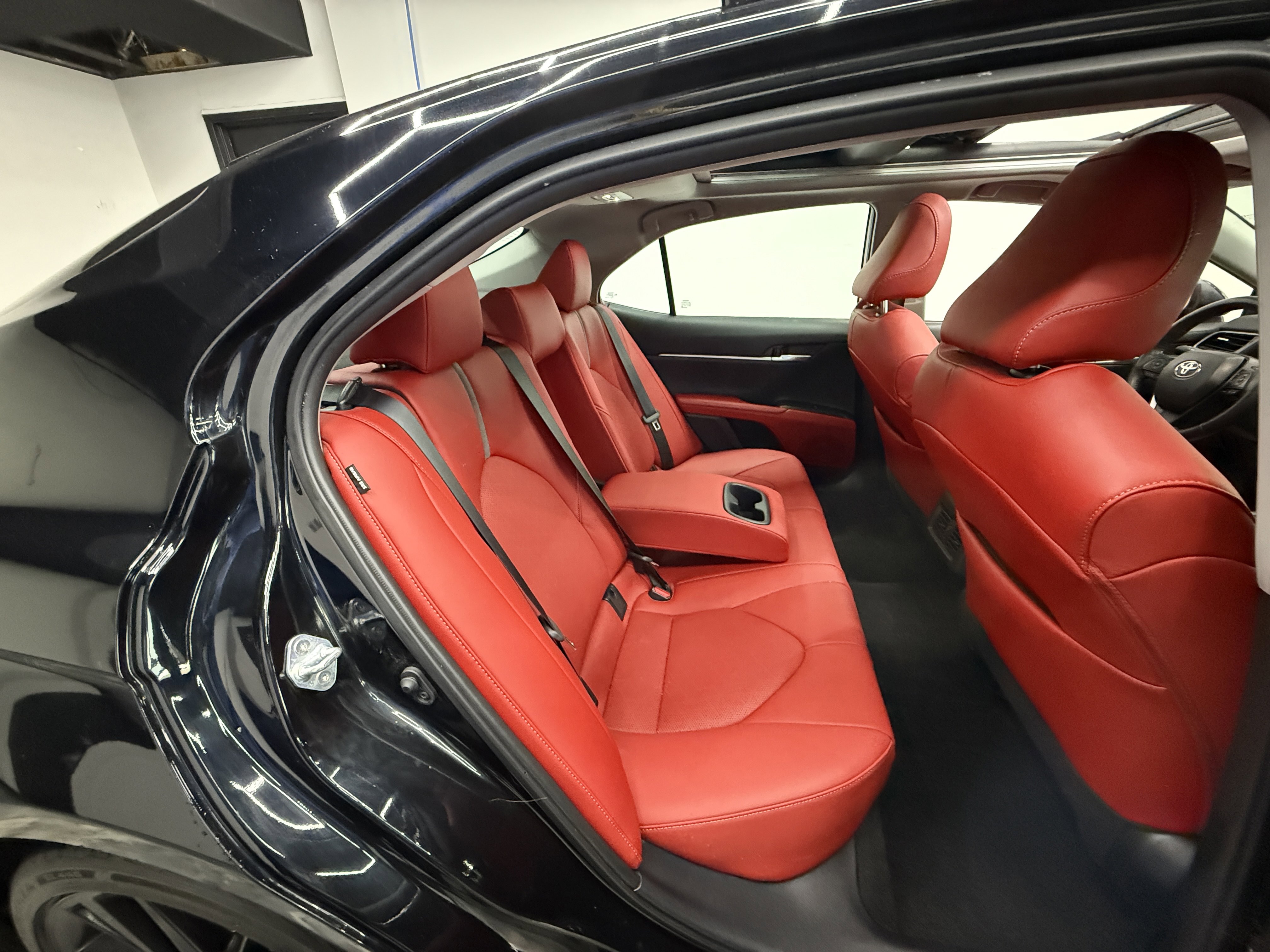 Used 2023 Toyota Camry XSE image 25