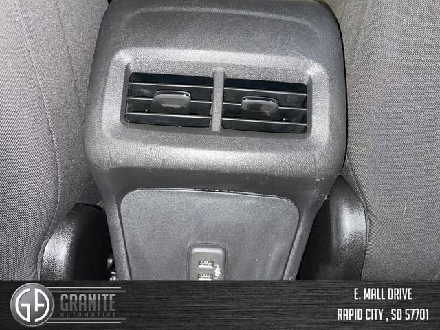 Used 2022 Chevrolet Equinox LT w/ Driver Convenience Package image 22