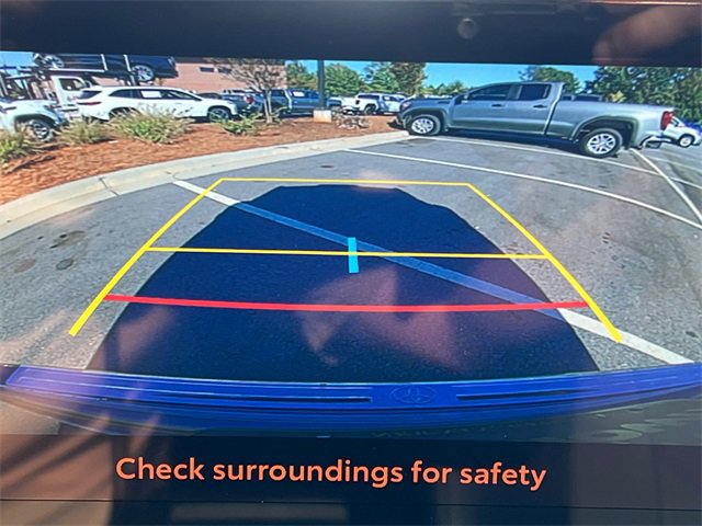 Used 2024 Toyota Highlander Platinum image 30