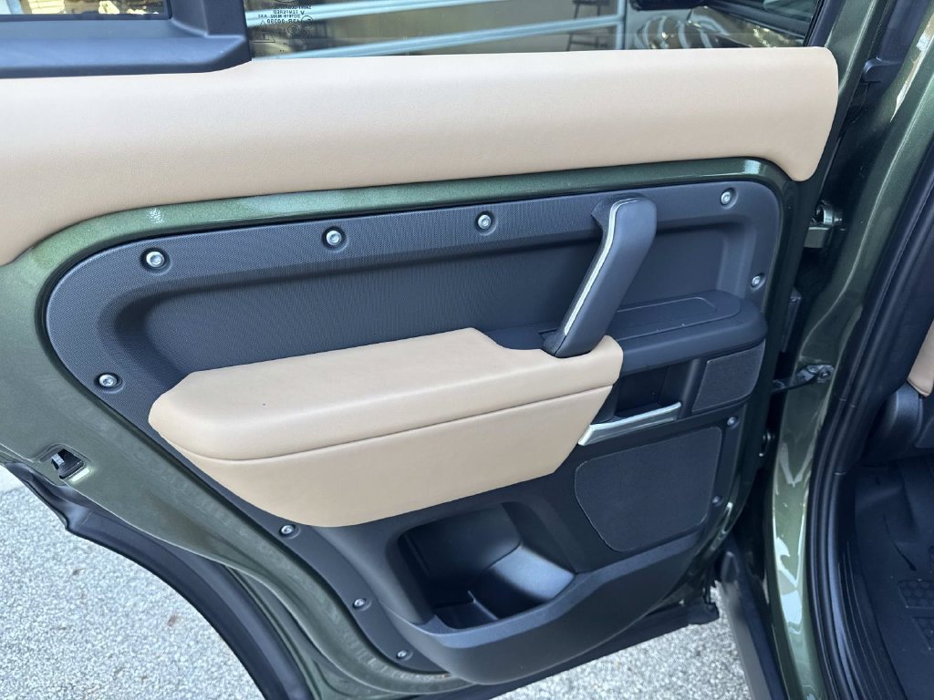 New 2026 Land Rover Defender 110 S AWD/4WD image 12