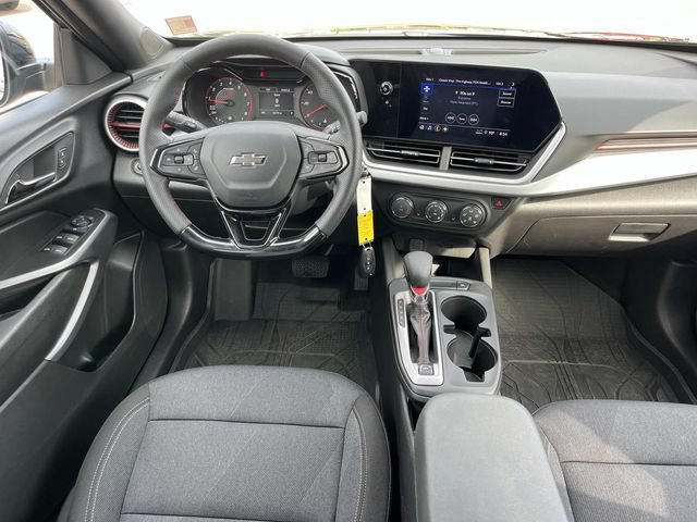 Certified 2025 Chevrolet Trax RS w/ Driver Confidence Package FWD image 14