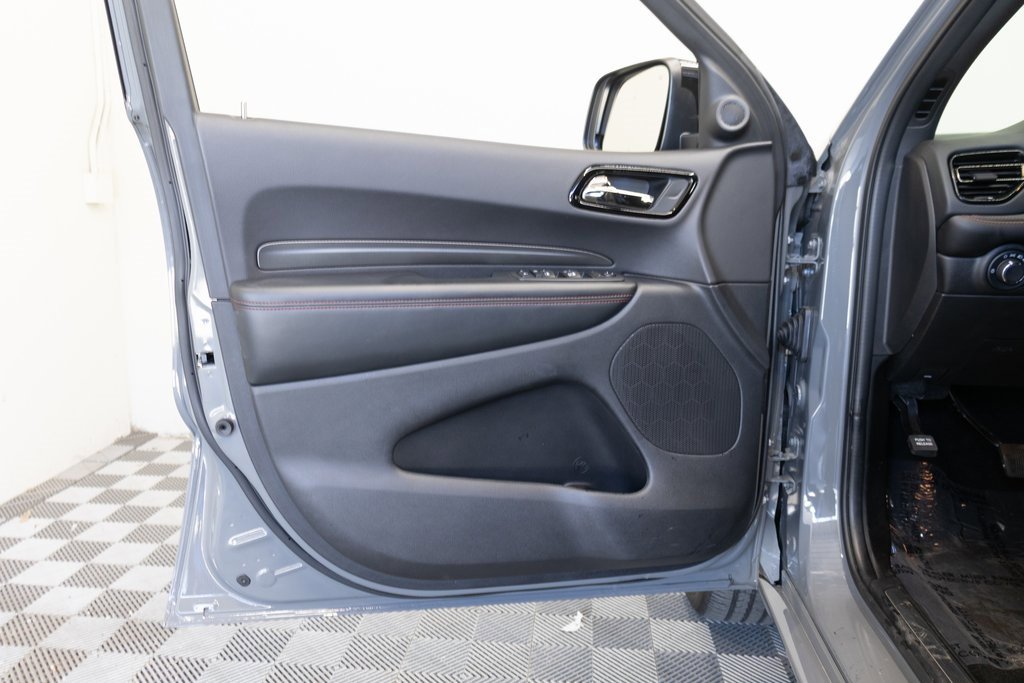 Used 2024 Dodge Durango R/T w/ Blacktop Package image 16