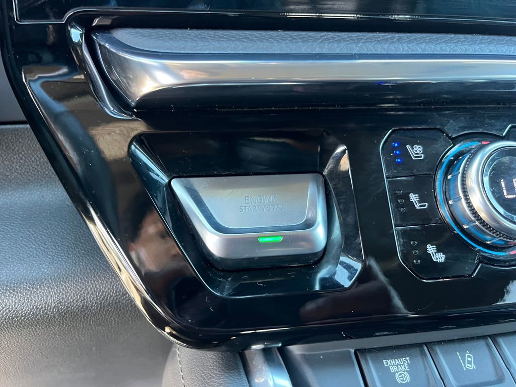 Used 2024 GMC Sierra 2500 Denali w/ Denali Reserve Package image 29