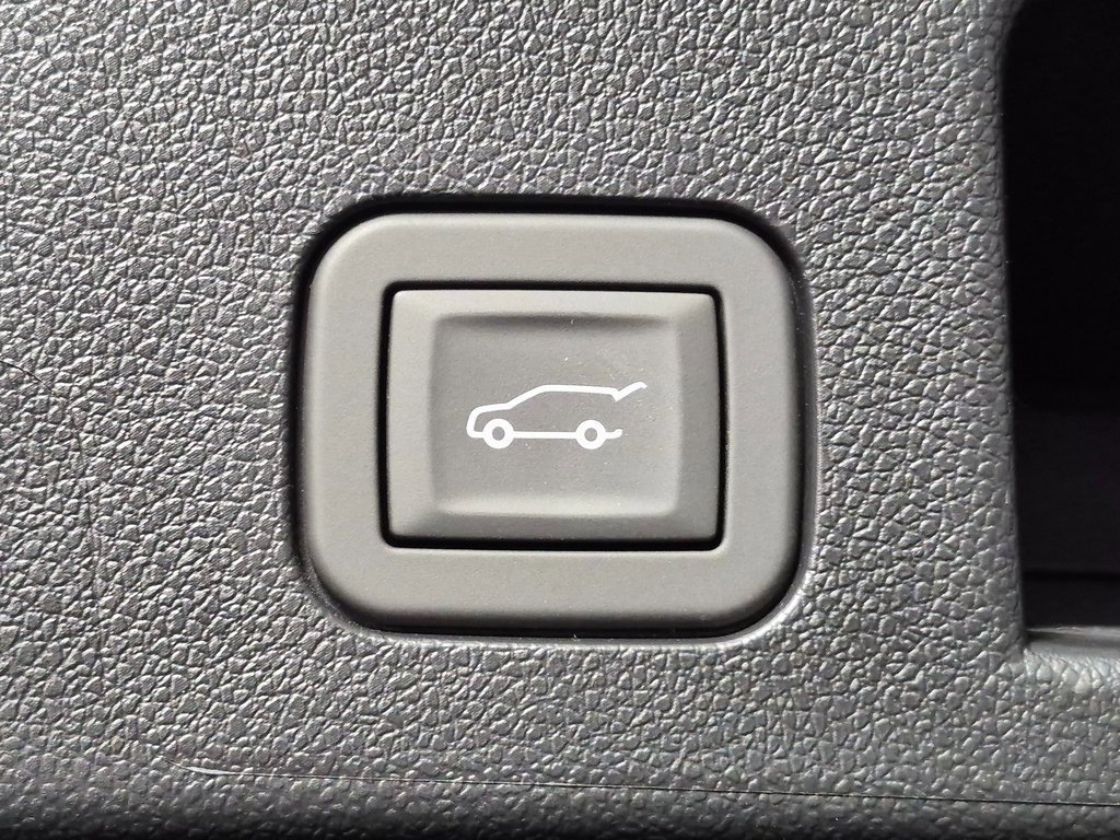 New 2026 Chevrolet Equinox LT w/ Convenience Package II image 24