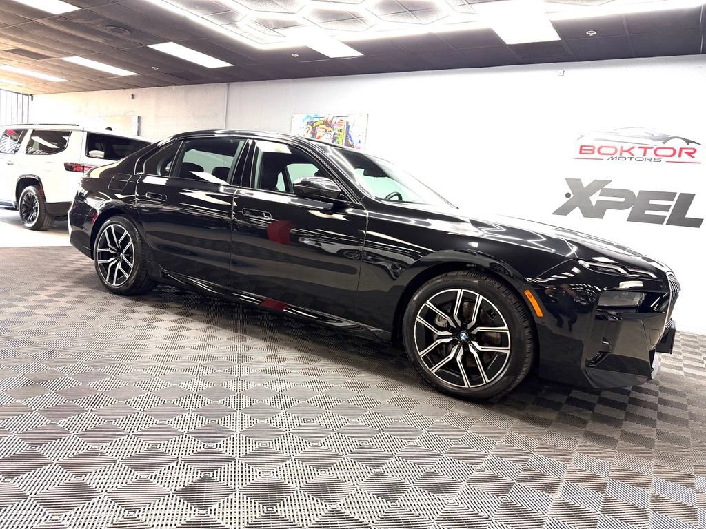 Used 2026 BMW 740i xDrive AWD/4WD image 2