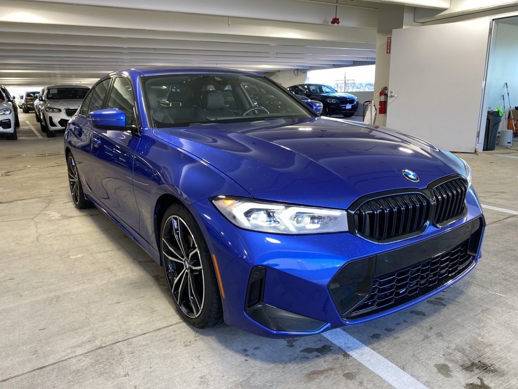 Used 2023 BMW 330i xDrive Sedan w/ M Sport Package image 6