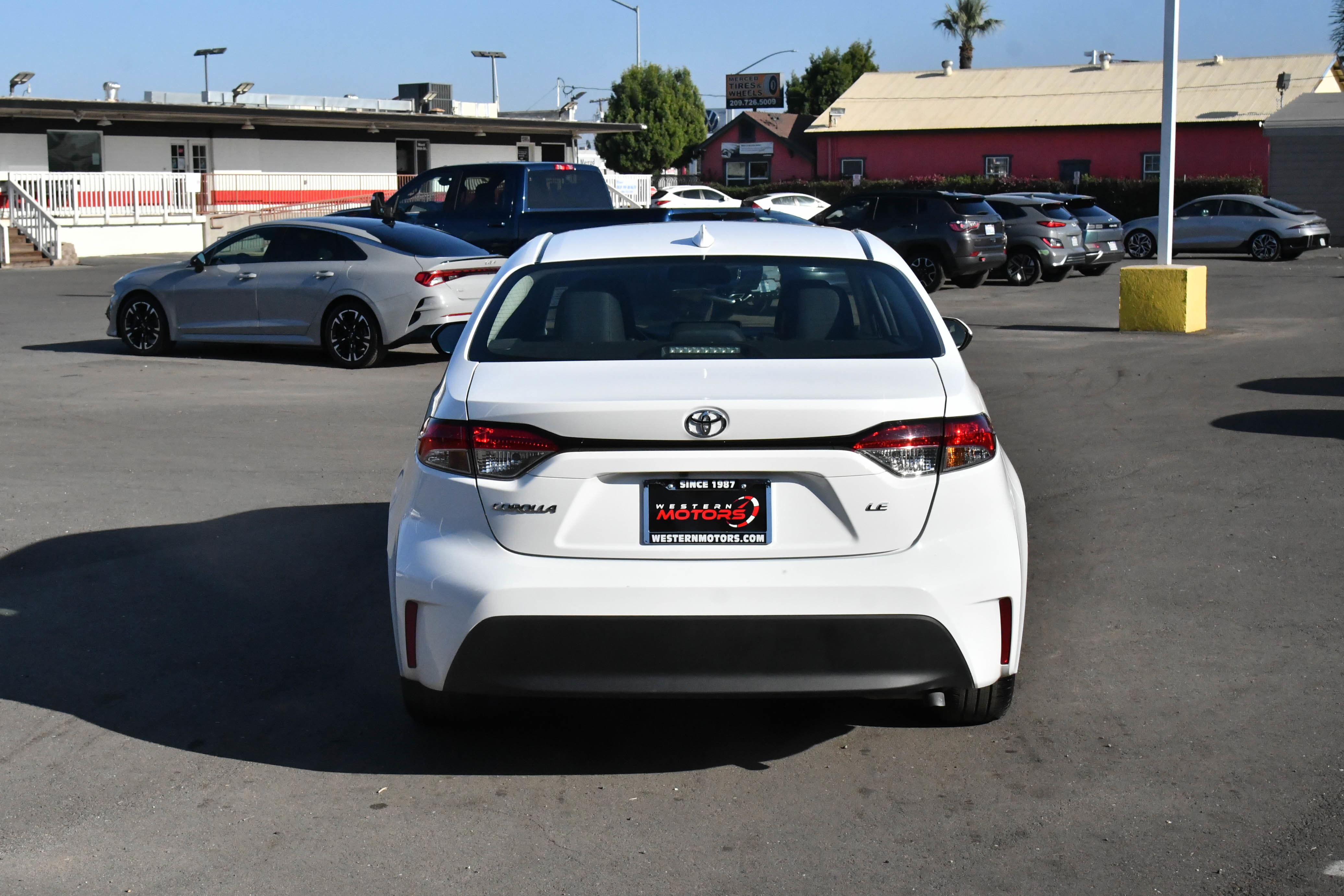 Used 2024 Toyota Corolla LE image 7
