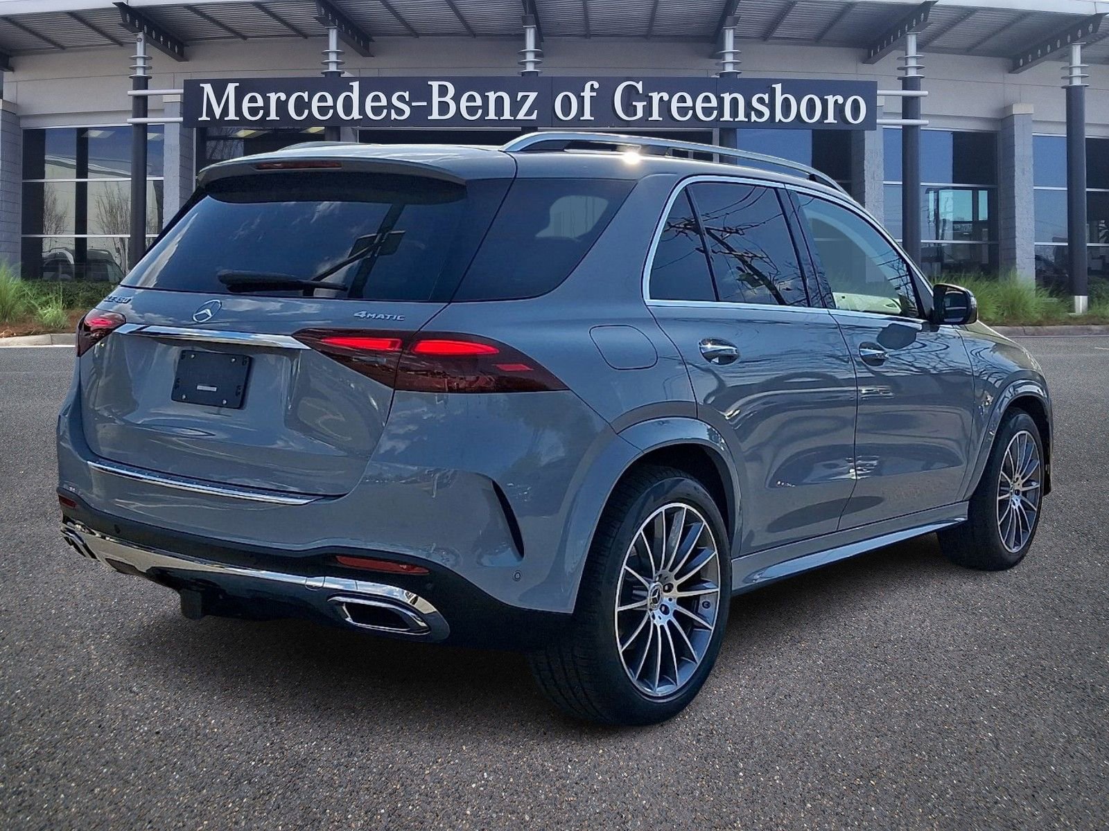 New 2026 Mercedes-Benz GLE 450 4MATIC image 3