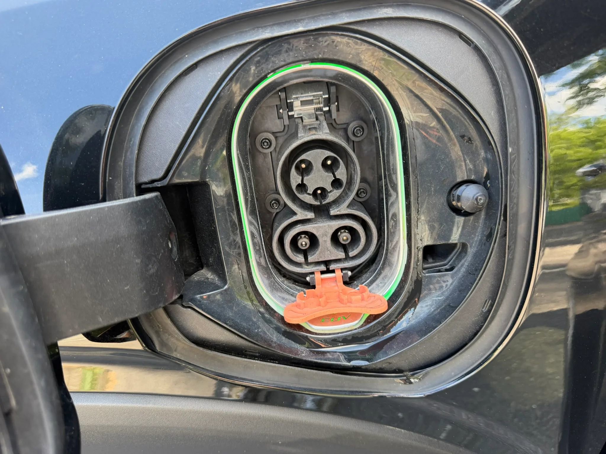 Used 2022 Chevrolet Bolt EUV Premier w/ Launch Edition FWD image 37