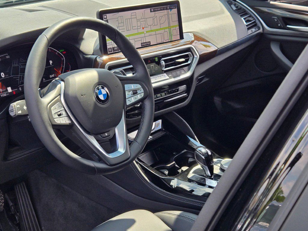 Used 2022 BMW X4 xDrive30i AWD/4WD image 23