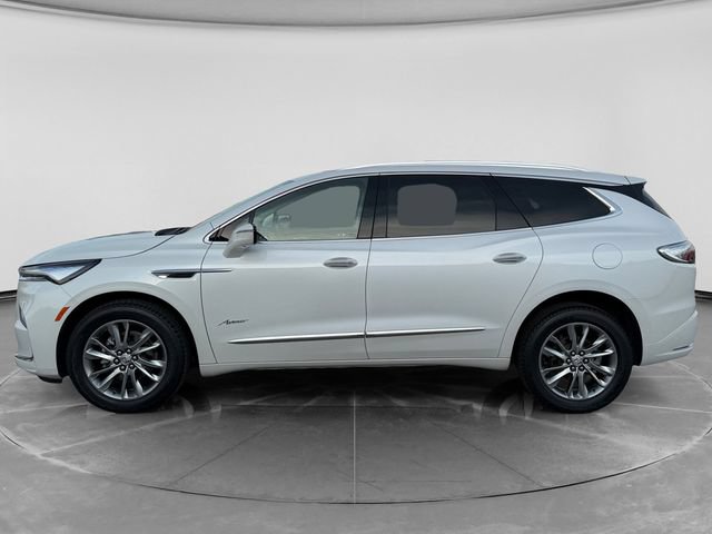 Used 2023 Buick Enclave Avenir w/ Avenir Technology Package AWD/4WD image 6