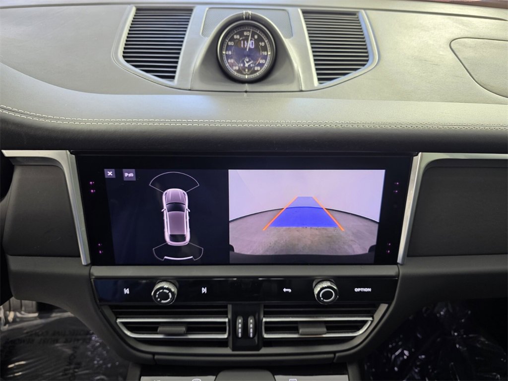 Used 2023 Porsche Macan GTS image 24