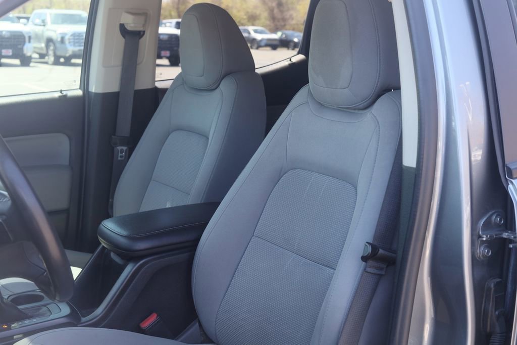 Used 2019 Chevrolet Colorado W/T w/ WT Convenience Package AWD/4WD image 29