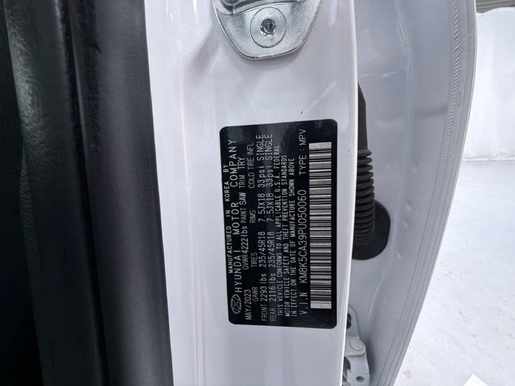 Used 2023 Hyundai Kona Limited AWD/4WD image 18