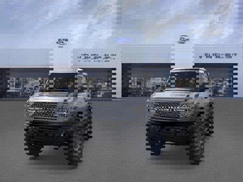 New 2025 Ford Bronco Badlands w/ Sasquatch Package image 2