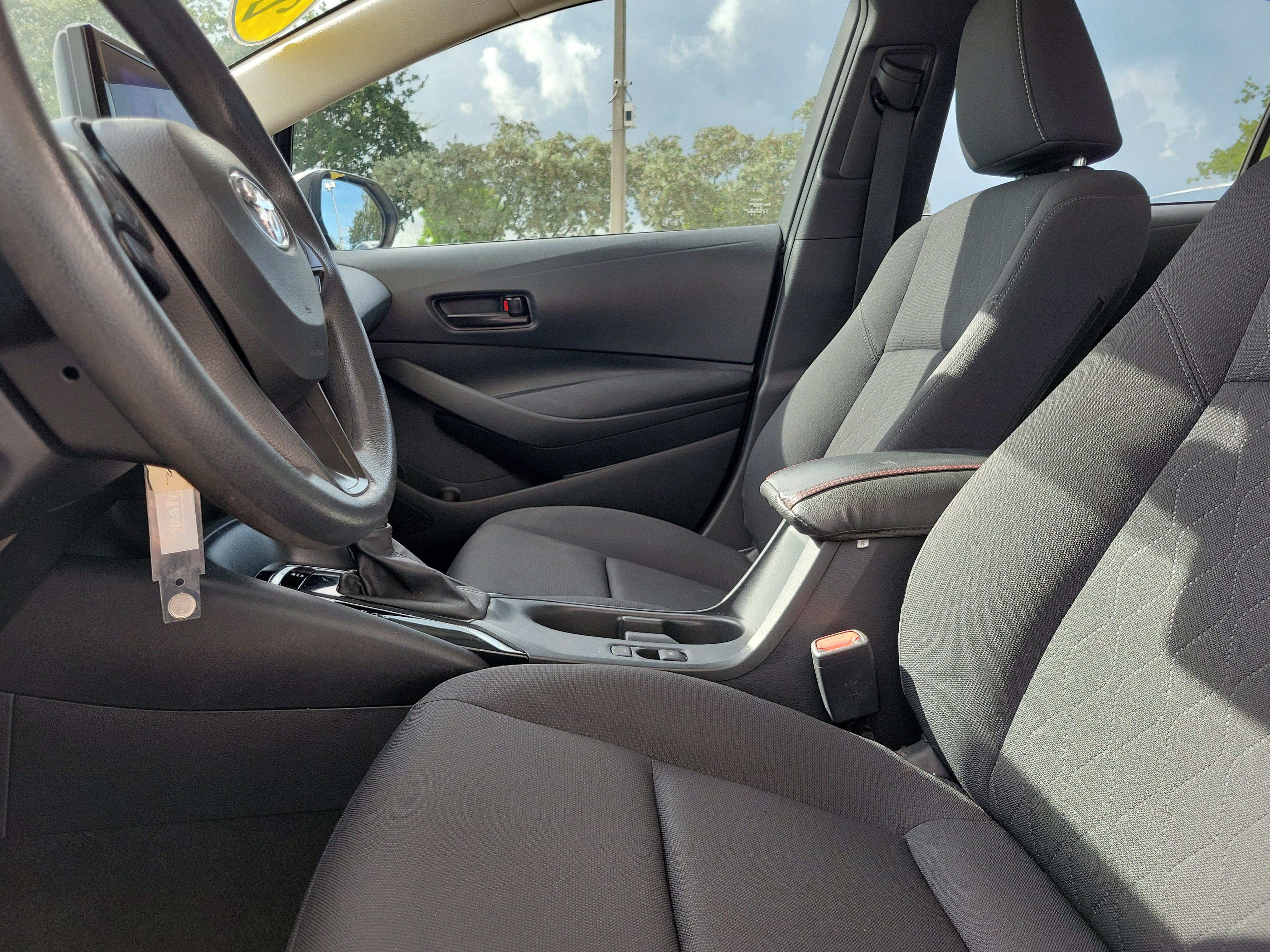 Used 2023 Toyota Corolla LE FWD image 22