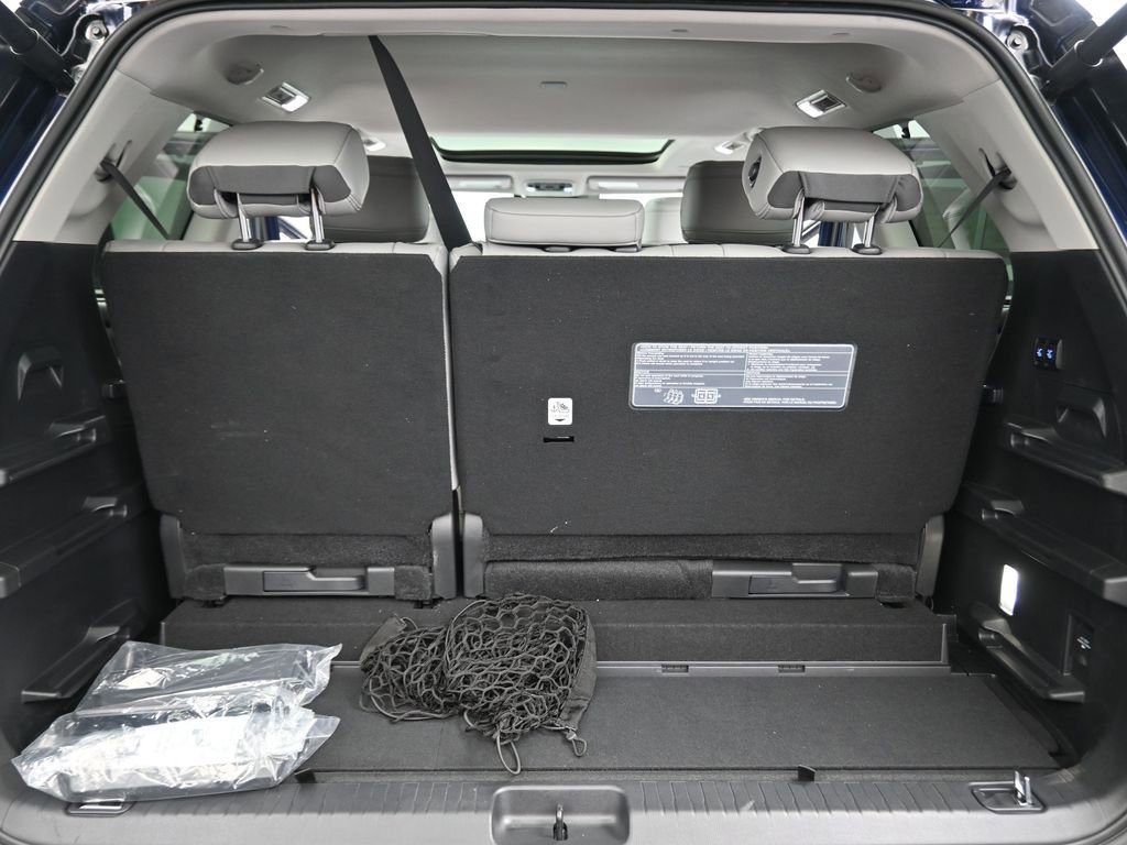 Used 2024 Toyota Sequoia Limited image 16