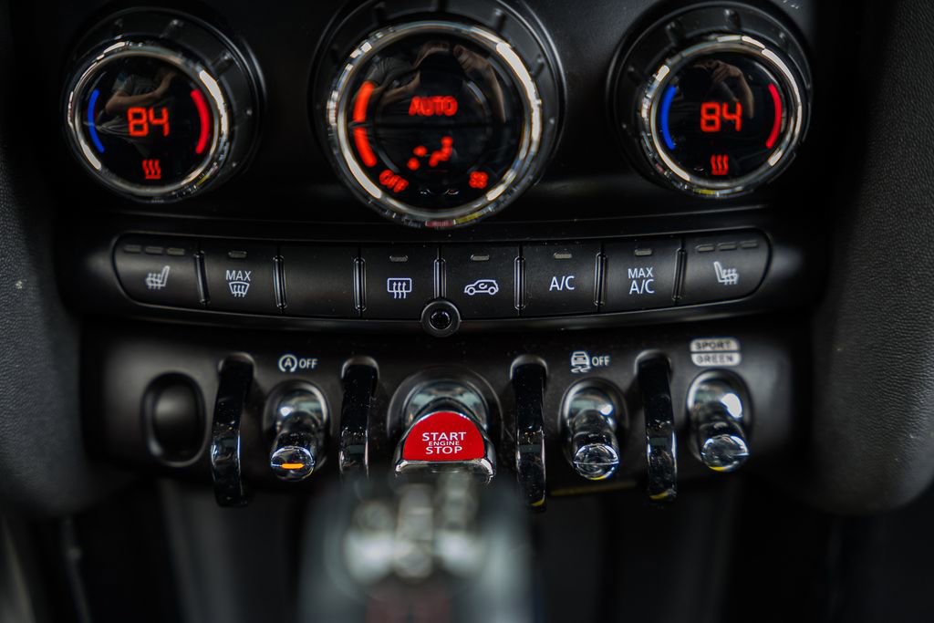 Used 2019 MINI Cooper S image 23