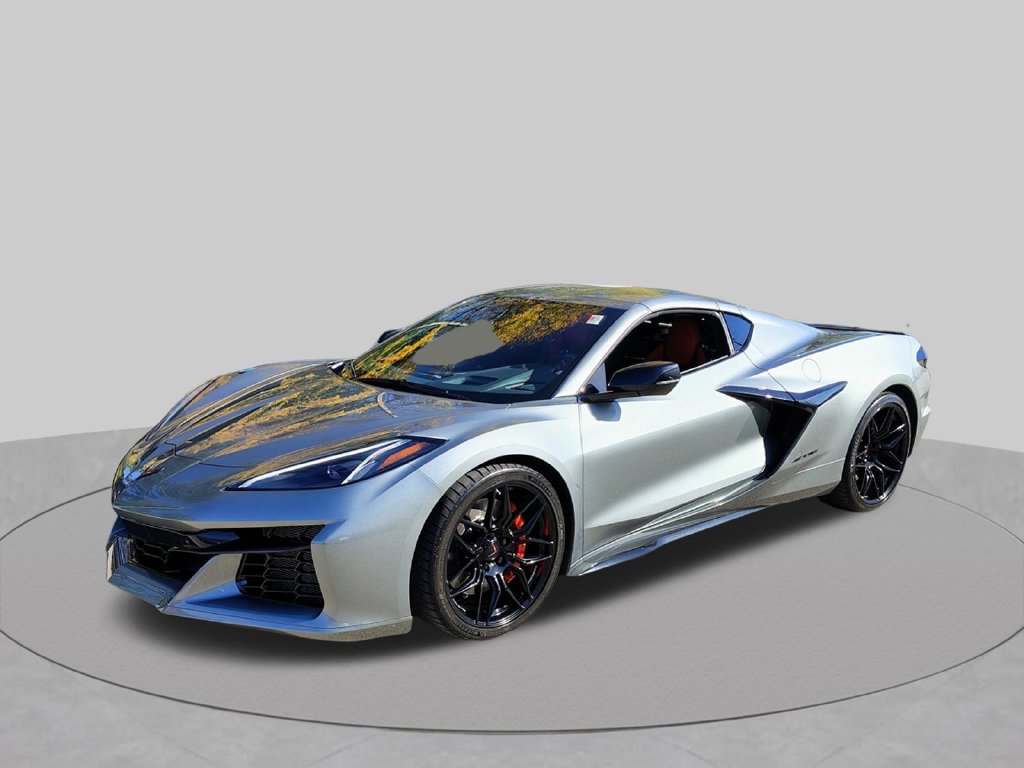 Used 2024 Chevrolet Corvette Z06 RWD image 5