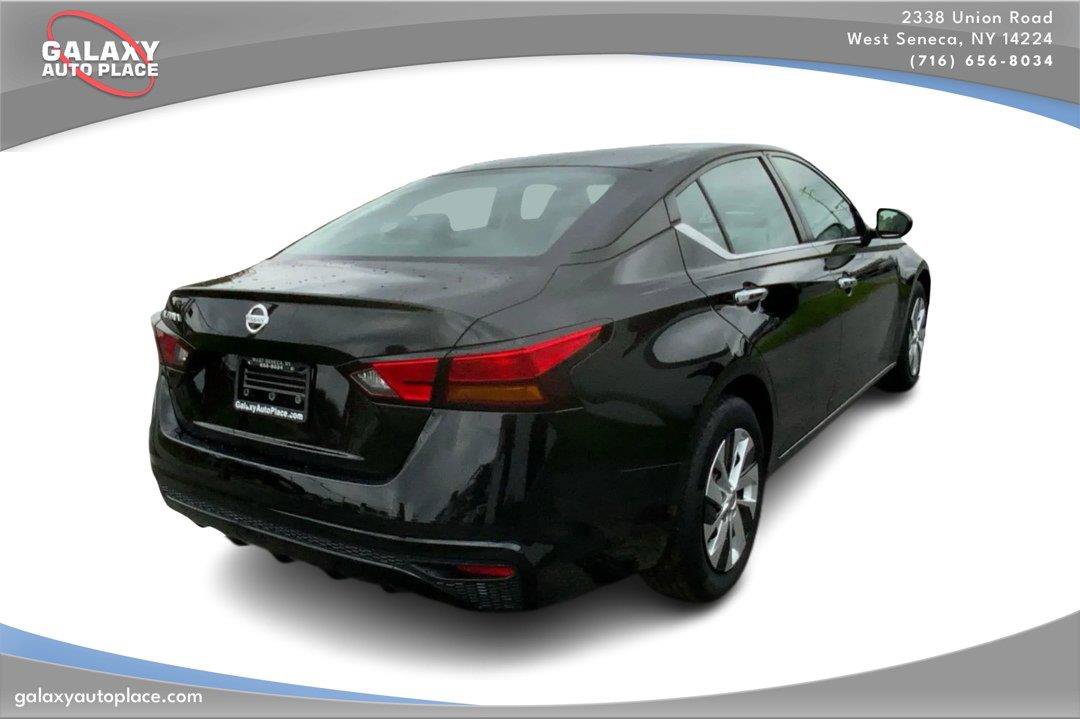 Used 2021 Nissan Altima 2.5 S FWD image 5