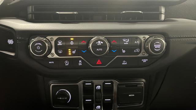 New 2026 Jeep Wrangler Unlimited Rubicon w/ Steel Bumper Group image 20