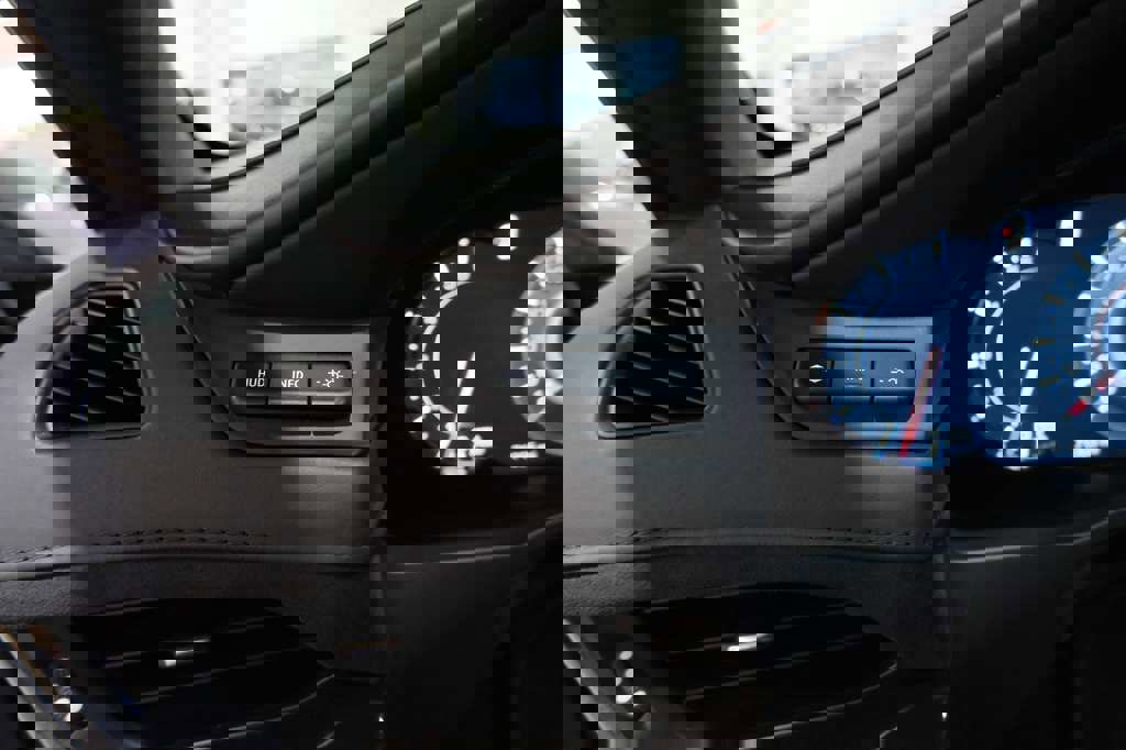 Used 2020 Cadillac Escalade ESV Platinum AWD/4WD image 41