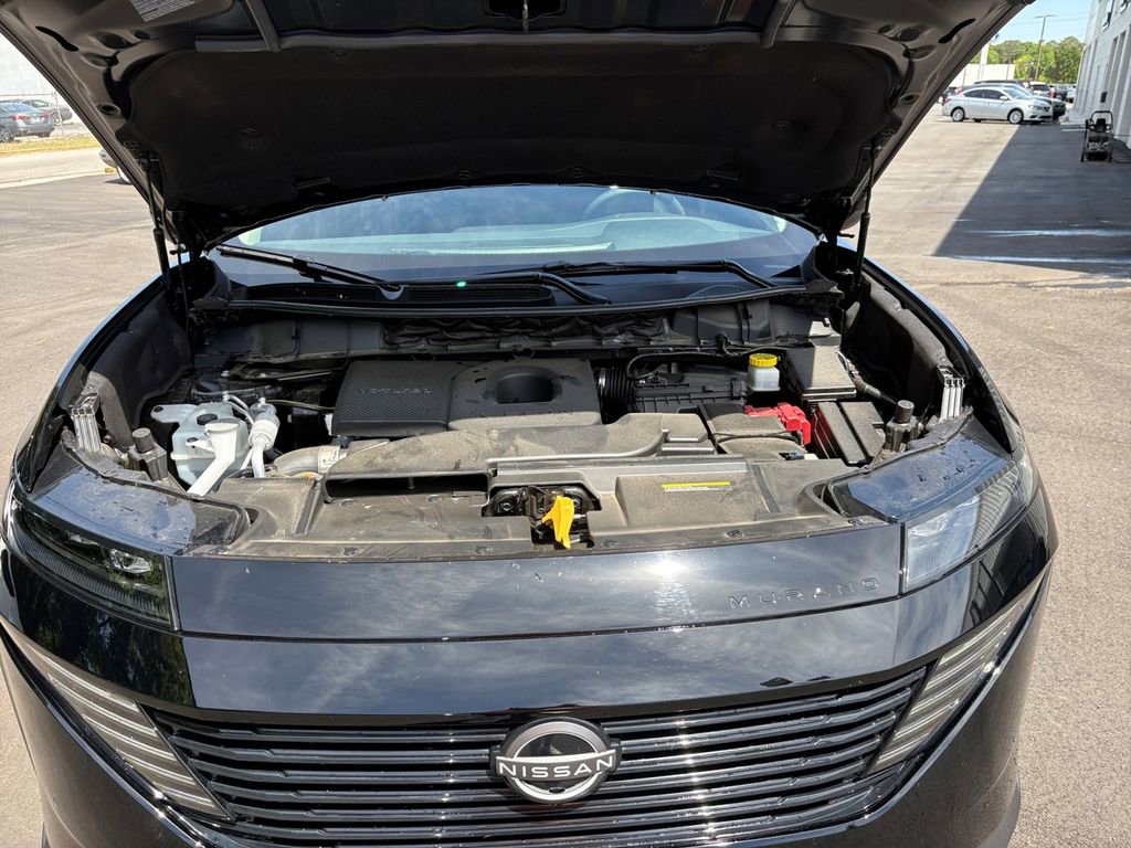 Used 2025 Nissan Murano SV AWD/4WD image 27