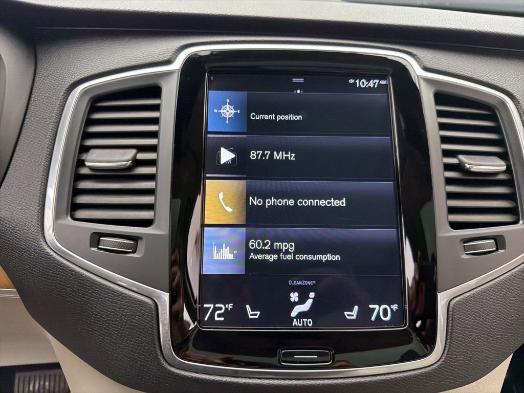 Used 2021 Volvo XC90 T6 Momentum w/ Climate Package image 17