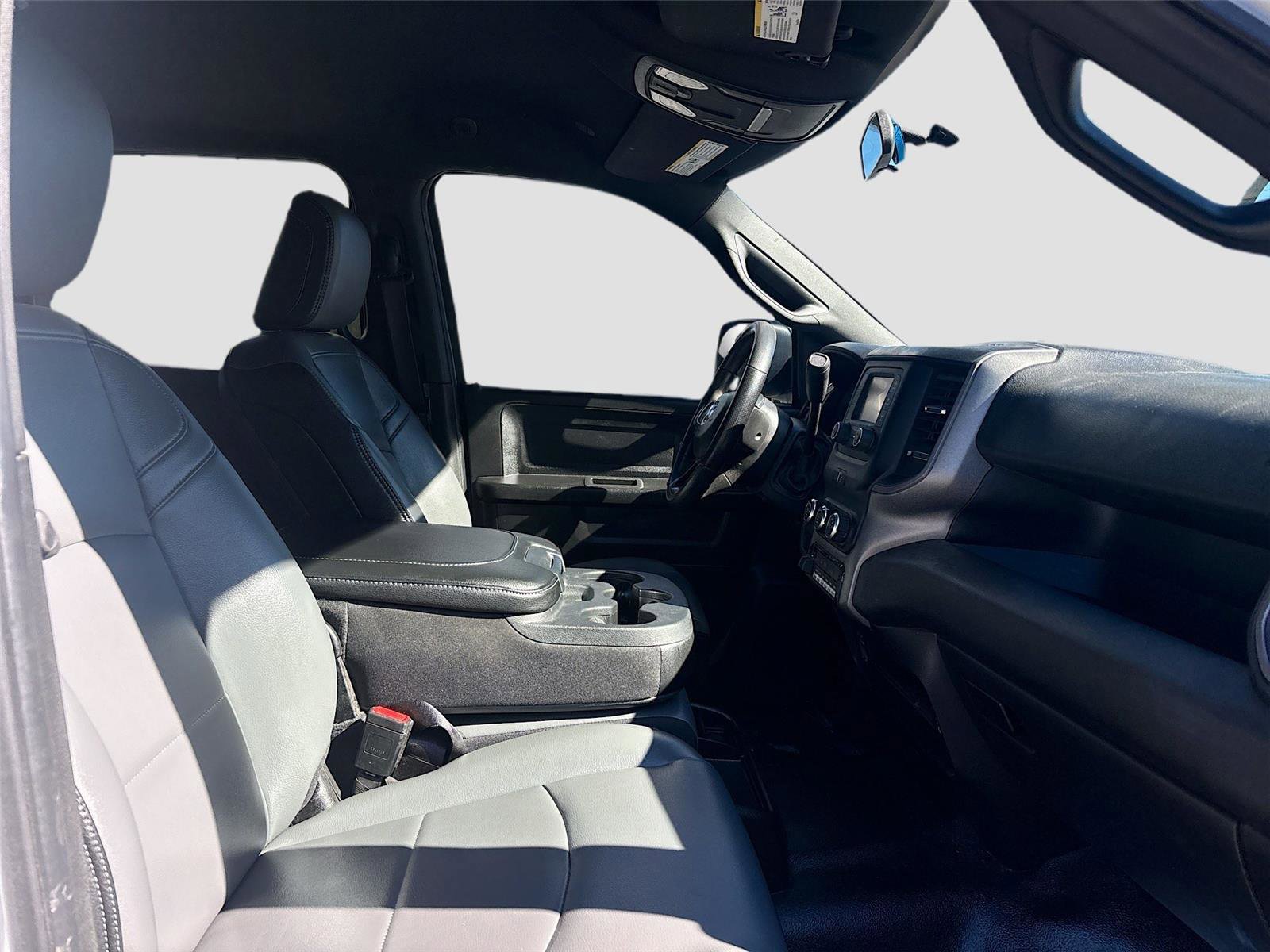 Used 2022 RAM 2500 Tradesman w/ Chrome Appearance Group image 31