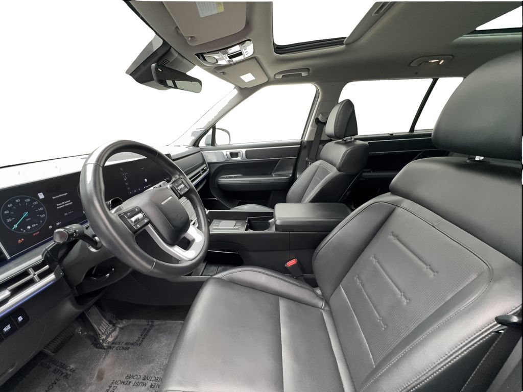 Used 2025 Hyundai Santa Fe Limited FWD image 20