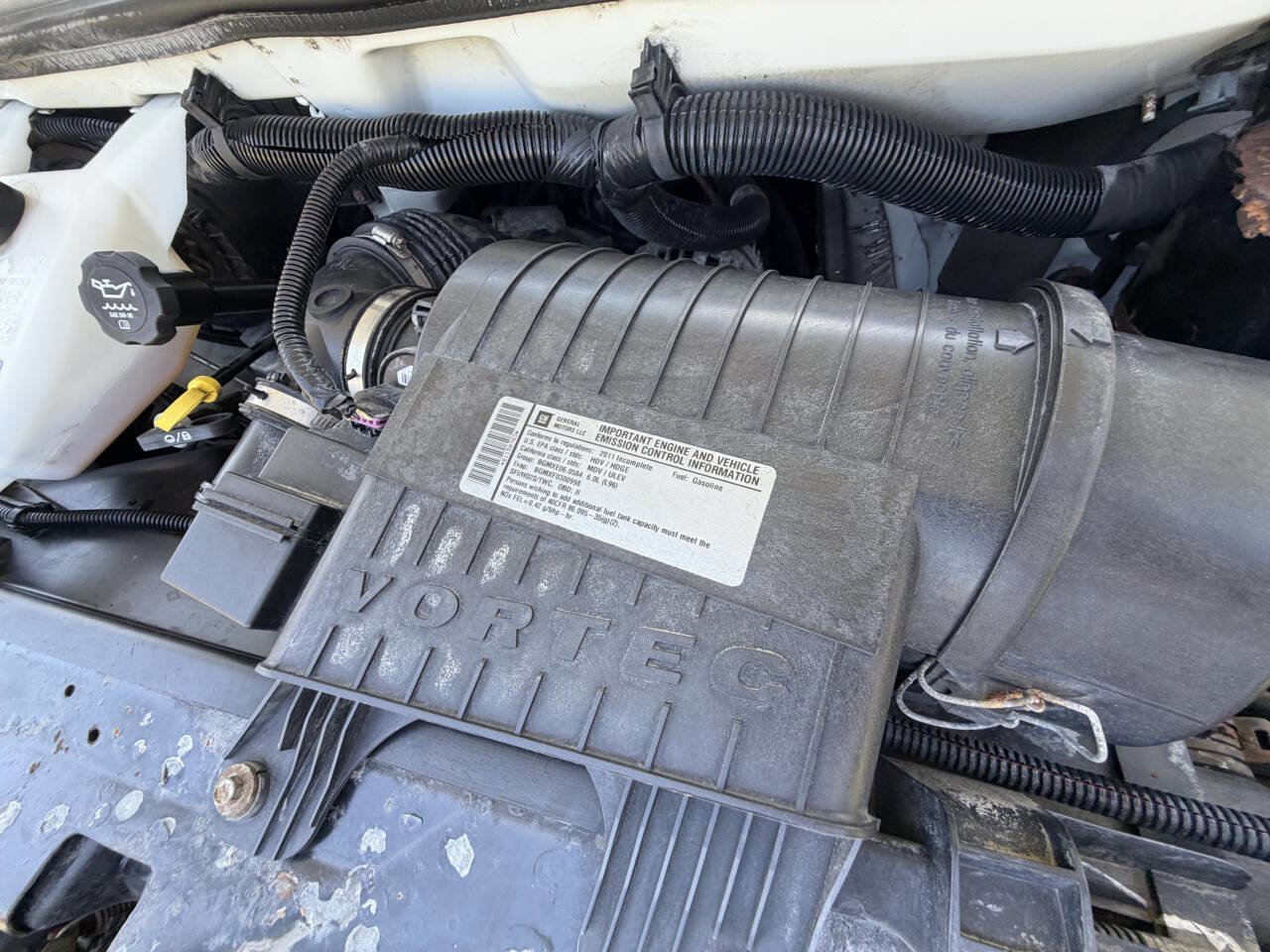 Used 2011 Chevrolet Express 3500 RWD image 29