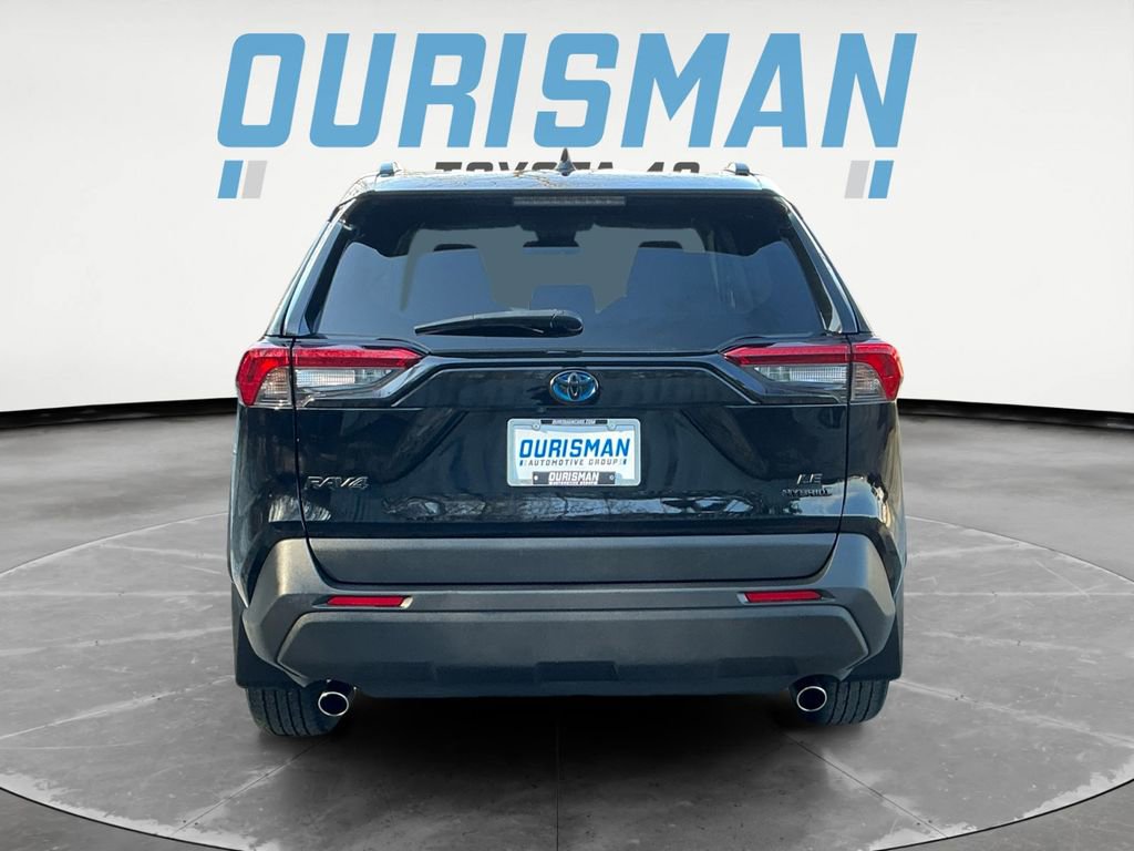 Used 2023 Toyota RAV4 LE image 7