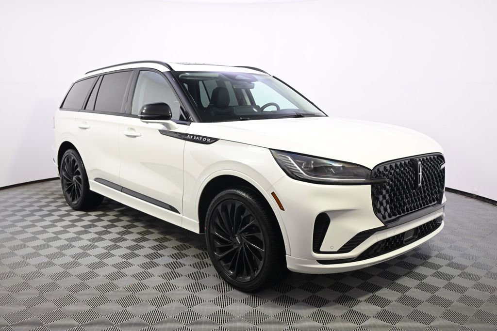 New 2026 Lincoln Aviator Reserve image 8