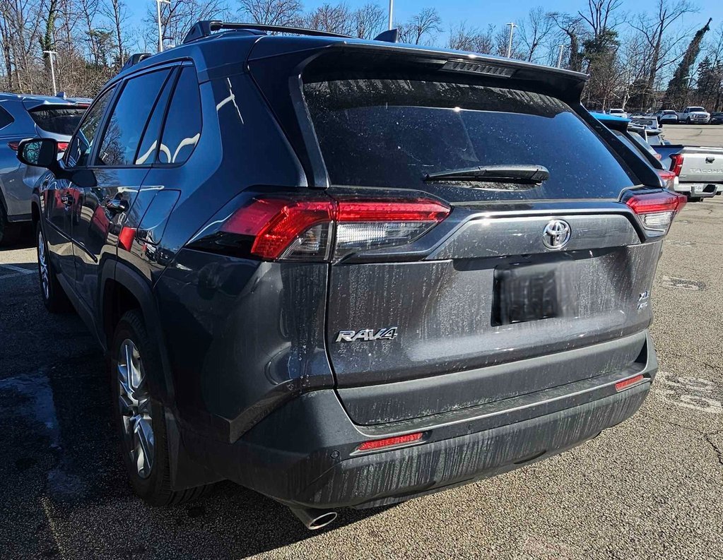 Used 2025 Toyota RAV4 XLE Premium image 4