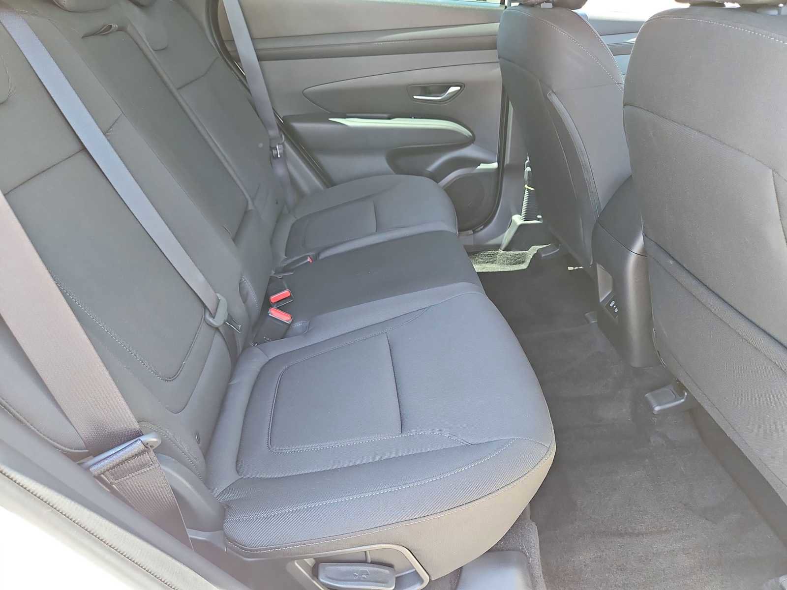 Certified 2026 Hyundai Tucson SE FWD image 19