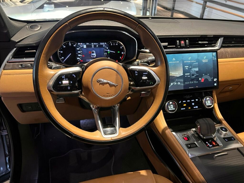 Used 2021 Jaguar F-PACE S image 18