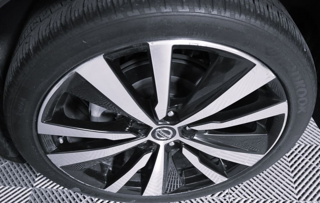 Used 2021 Nissan Altima 2.5 SR AWD/4WD image 7