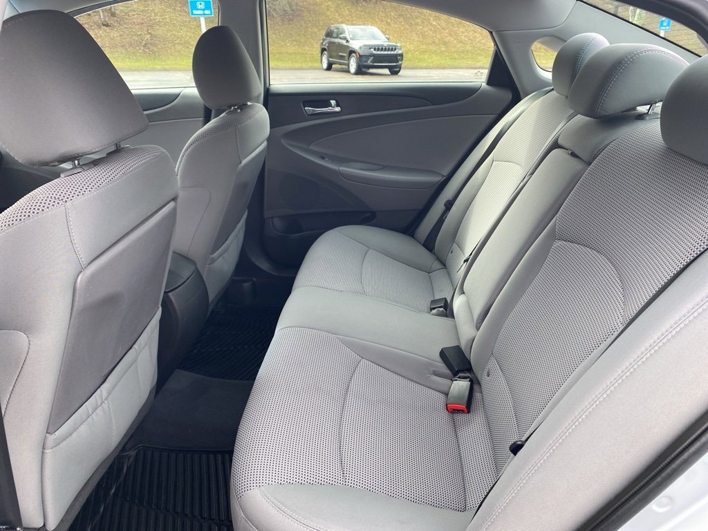 Used 2013 Hyundai Sonata GLS w/ Popular Equipment Pkg image 17
