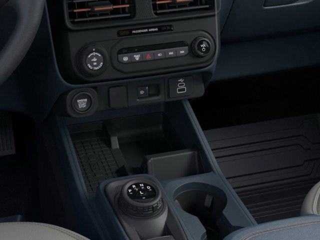 New 2025 Ford Maverick Lariat w/ 4K Tow Package image 18