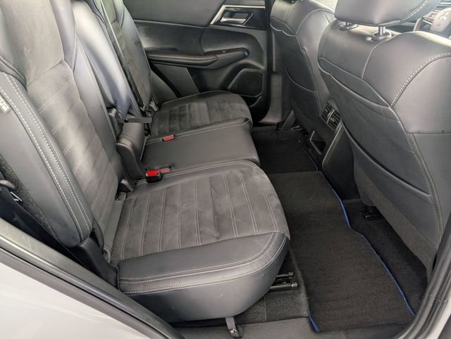 Used 2024 Mitsubishi Outlander SE AWD/4WD image 32